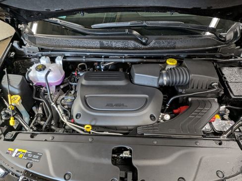 New 2026 Chrysler Pacifica Pinnacle AWD/4WD image 4