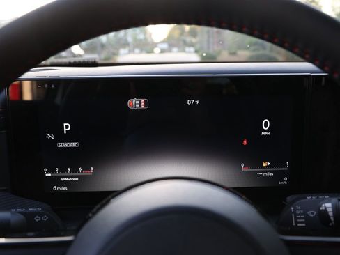 New 2026 Nissan Kicks SR image 28