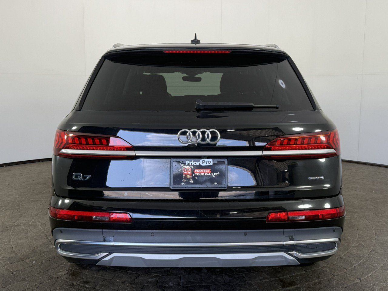 Used 2023 Audi Q7 2.0T Premium Plus w/ Premium Plus Package AWD/4WD image 6