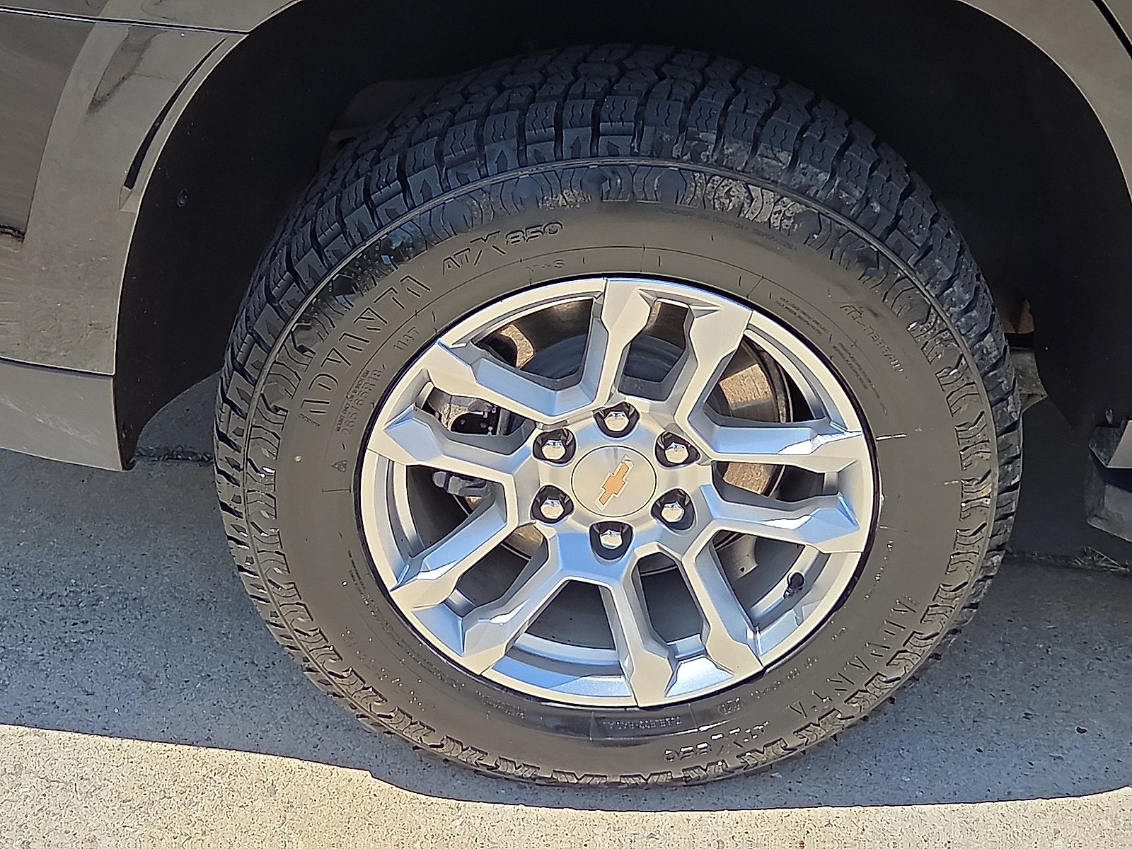 Used 2025 Chevrolet Tahoe LT AWD/4WD image 7