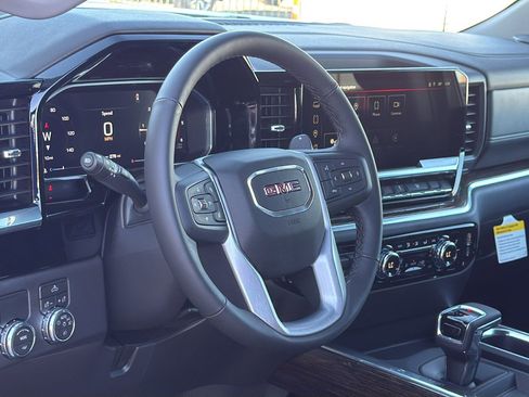 New 2026 GMC Sierra 1500 Elevation image 7