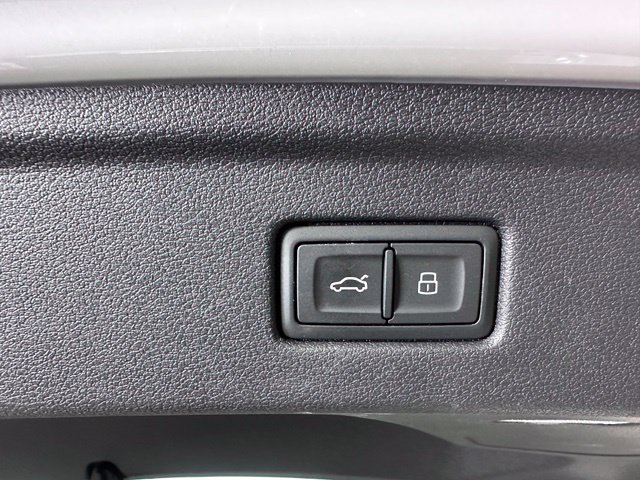 Used 2022 Audi A5 2.0T Premium Plus w/ Premium Plus AWD/4WD image 15