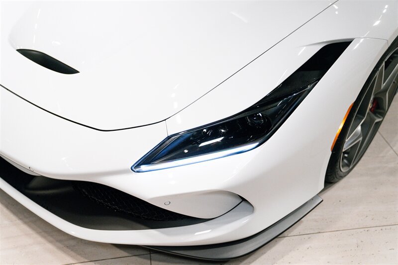 Used 2021 Ferrari F8 Tributo RWD image 8
