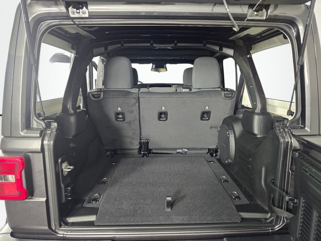 New 2026 Jeep Wrangler Unlimited Sport AWD/4WD image 18