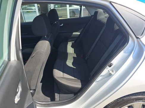 Used 2020 Kia Rio LX image 28