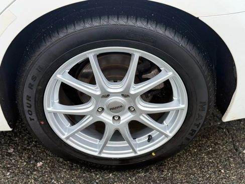 Used 2015 Lexus ES 350 image 22