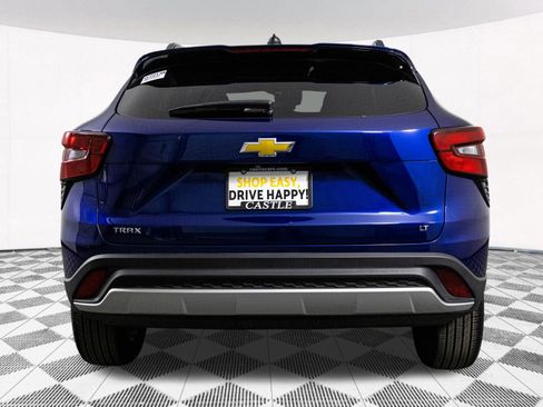 Used 2024 Chevrolet Trax LT w/ Driver Confidence Package image 14