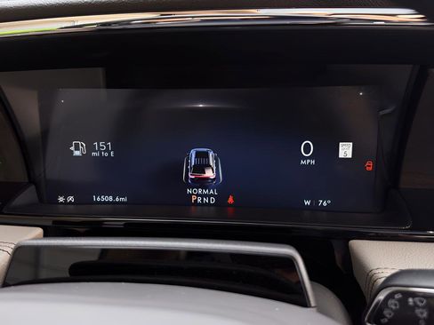 Used 2024 Lincoln Navigator L Reserve image 21