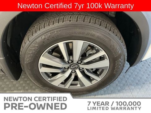 Used 2024 Nissan Pathfinder SL AWD/4WD image 50