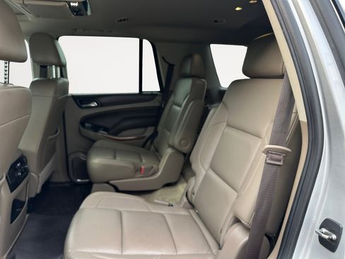Used 2018 Chevrolet Tahoe Premier RWD image 24