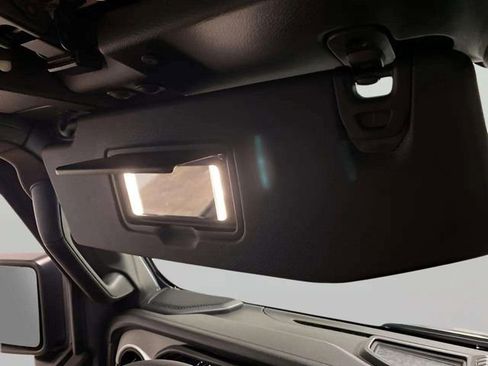 Used 2024 Jeep Wrangler Unlimited image 63