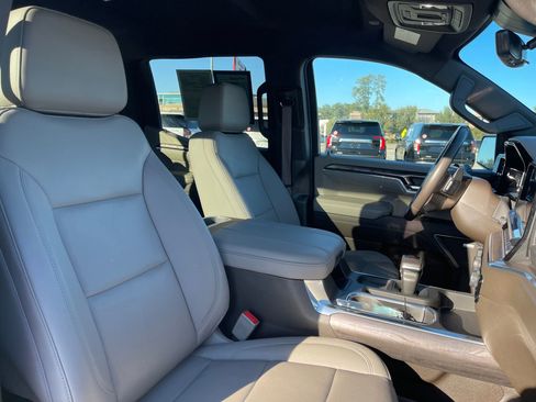 Used 2023 Chevrolet Silverado 1500 LTZ image 27