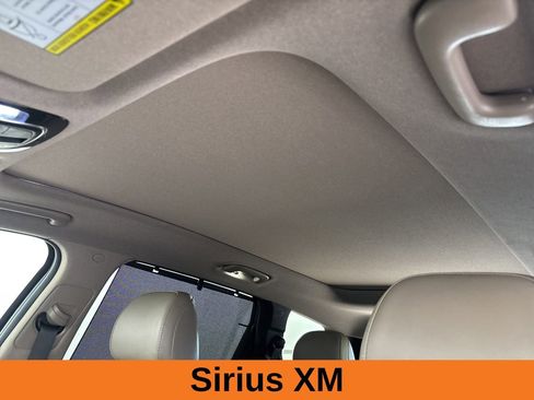 Used 2023 Hyundai Santa Fe Limited AWD/4WD image 12