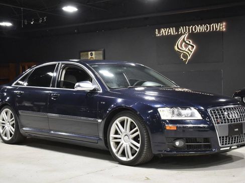 Used 2007 Audi S8 image 9