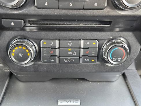 Used 2018 Ford F150 XLT w/ Equipment Group 302A Luxury RWD image 15