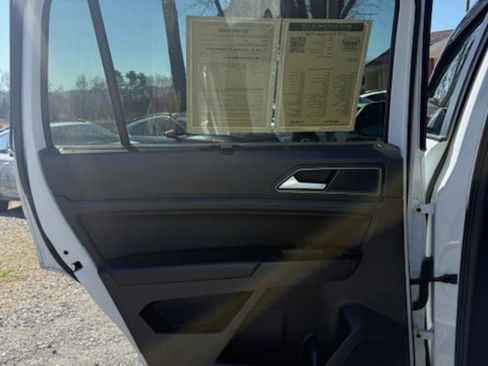 Used 2018 Volkswagen Atlas SE image 18