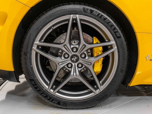 Certified 2017 Ferrari California T image 14