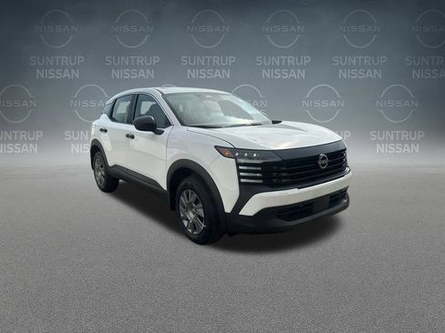 Used 2025 Nissan Kicks S FWD image 35