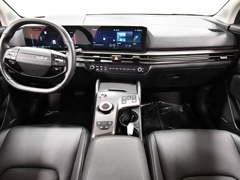 Certified 2026 Kia Sportage SX Prestige AWD/4WD image 3