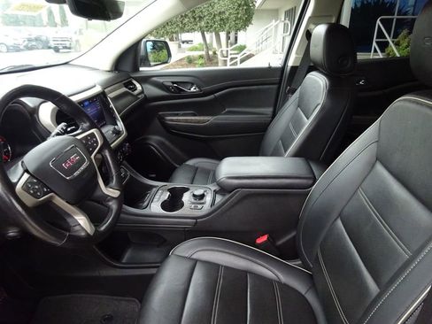 Certified 2022 GMC Acadia Denali w/ Denali Ultimate Package image 16