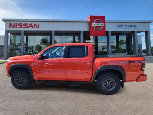 Certified 2025 Nissan Frontier PRO-4X w/ Pro Premium Package image 8