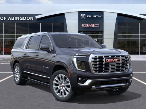 New 2025 GMC Yukon XL Denali w/ Sun & Power Step Package image 7
