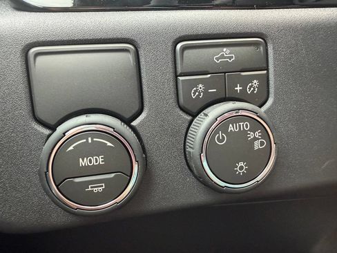 New 2026 Chevrolet Silverado 1500 LT w/ Texas Edition Plus RWD image 24