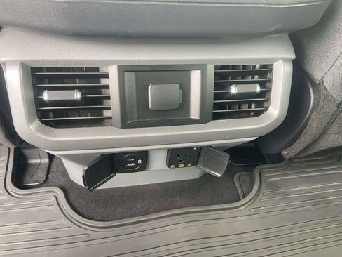 Used 2023 Ford F150 XLT w/ Equipment Group 302A High RWD image 10