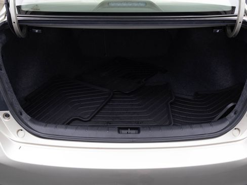 Used 2017 Honda Accord EX-L image 31