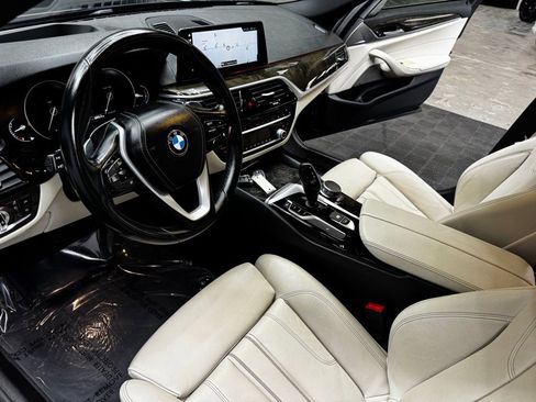 Used 2017 BMW 540i RWD image 32