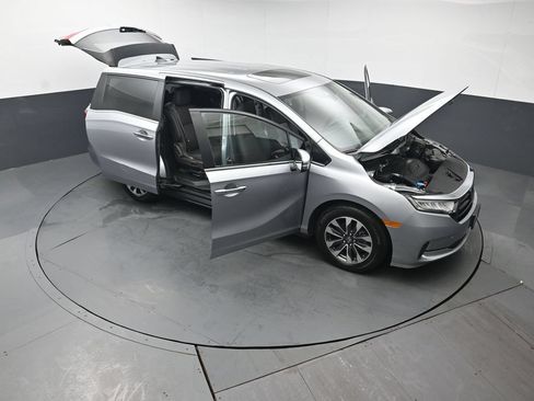 Used 2024 Honda Odyssey EX-L image 55