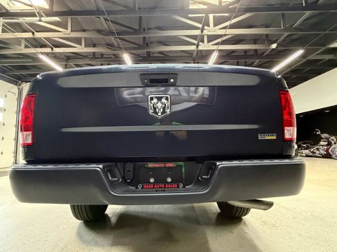 Used 2018 RAM 1500 Express RWD image 13
