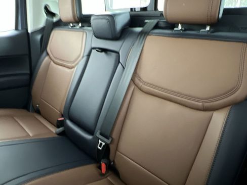 Used 2024 Ford Maverick Lariat image 22