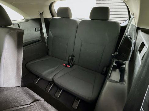 Used 2019 Kia Sorento LX w/ LX Convenience Package image 27