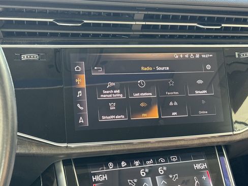 Used 2019 Audi Q8 Premium Plus w/ Premium Plus image 23