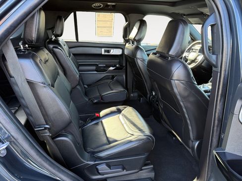 Certified 2023 Ford Explorer ST w/ Equipment Group 401A image 18