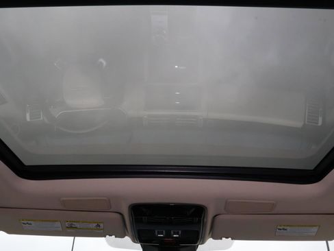 Used 2021 Land Rover Range Rover Westminster Edition image 12