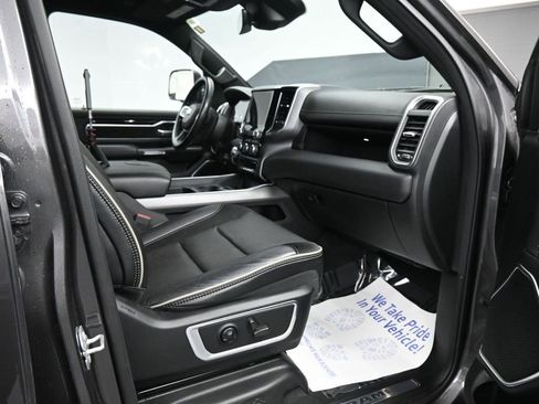 Used 2021 RAM 1500 Laramie w/ Sport Appearance Package image 18