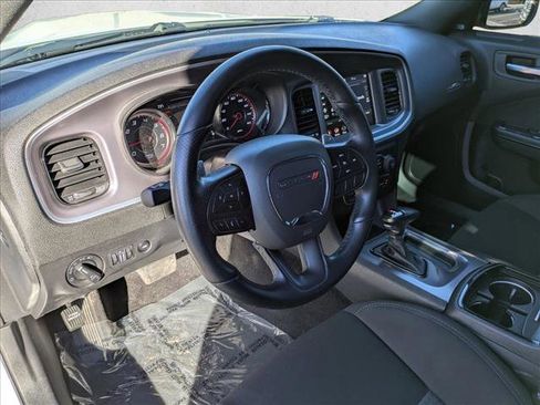 Used 2020 Dodge Charger R/T w/ Blacktop Package image 10