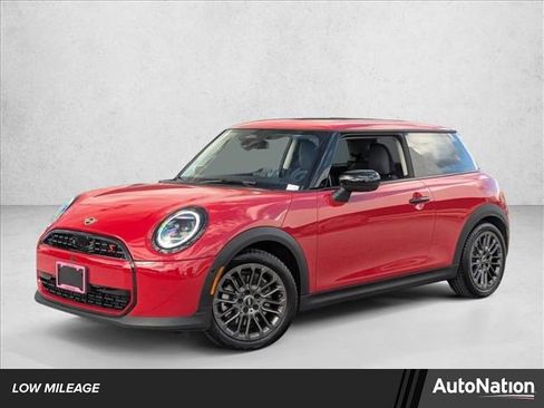 Certified 2025 MINI Cooper S image 1