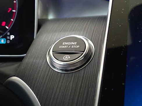 Certified 2026 Mercedes-Benz GLC 300 4MATIC image 34