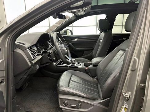 Used 2023 Audi Q5 2.0T Premium w/ Convenience Package AWD/4WD image 12