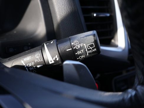 Used 2018 Honda Pilot Touring image 21