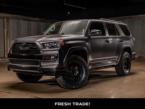 Used 2021 Toyota 4Runner Nightshade AWD/4WD image 5