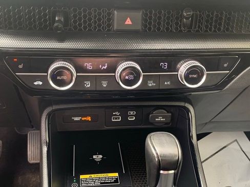 Used 2025 Honda CR-V EX-L image 16