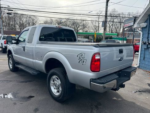 Used 2016 Ford F250 XLT w/ XLT Value Package image 4