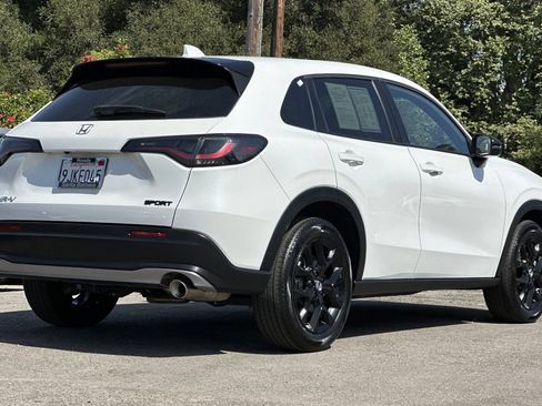 Used 2024 Honda HR-V Sport image 4
