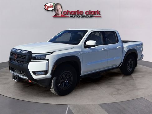 New 2026 Nissan Frontier Pro-X w/ Pro-X Convenience Package image 2