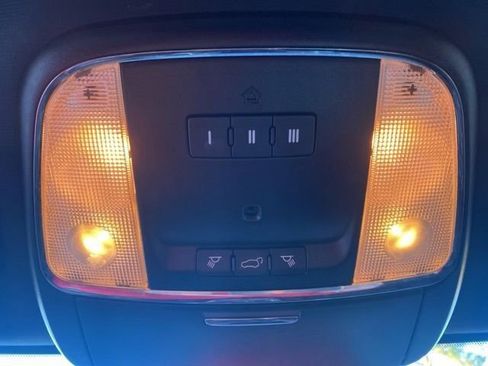 Used 2020 Dodge Durango GT image 31