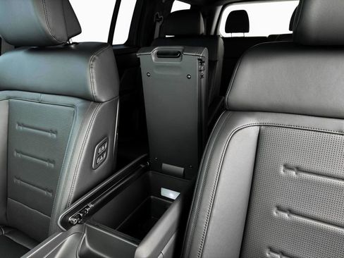 New 2025 Hyundai Santa Fe Calligraphy image 18